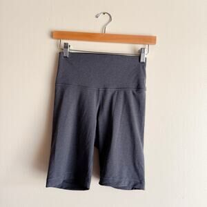 Everlane Women's Athletic Shorts in Dark Gray